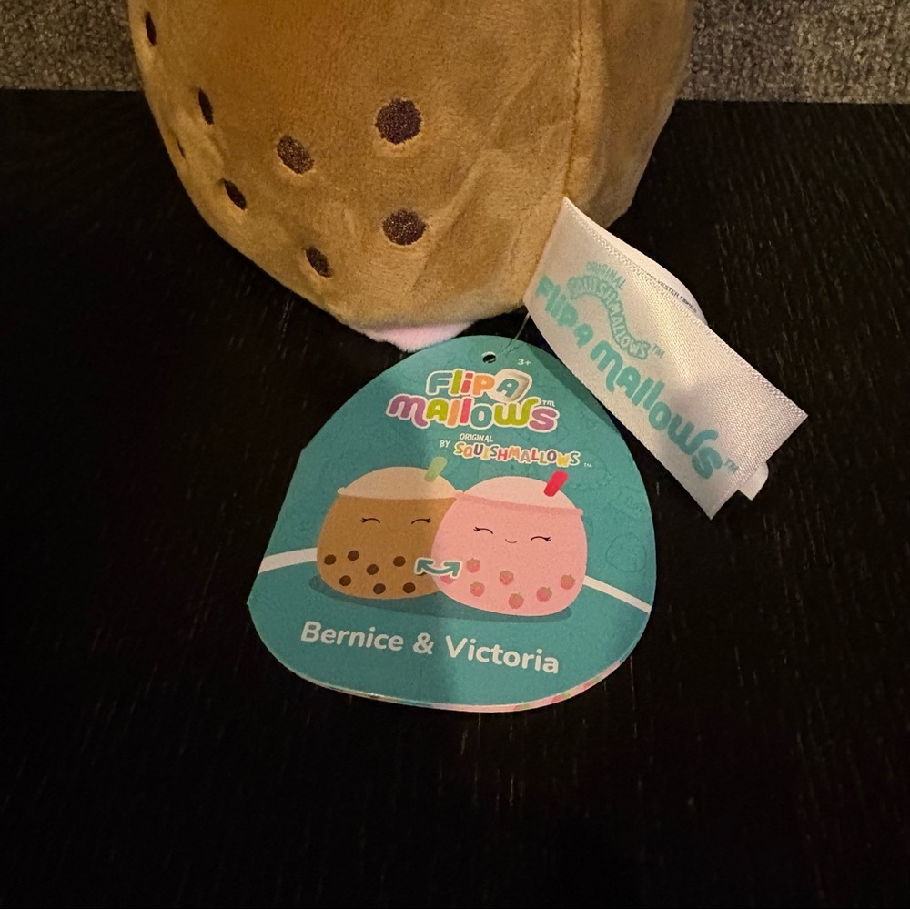 Bernice and Victoria Boba Drink Squishmallow flipmallow - Picture 3 of 4